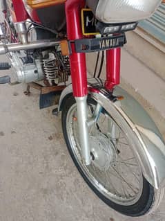 yamaha 2 stroke Totally geniune good sound