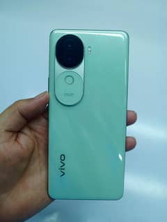 Vivo V40e
