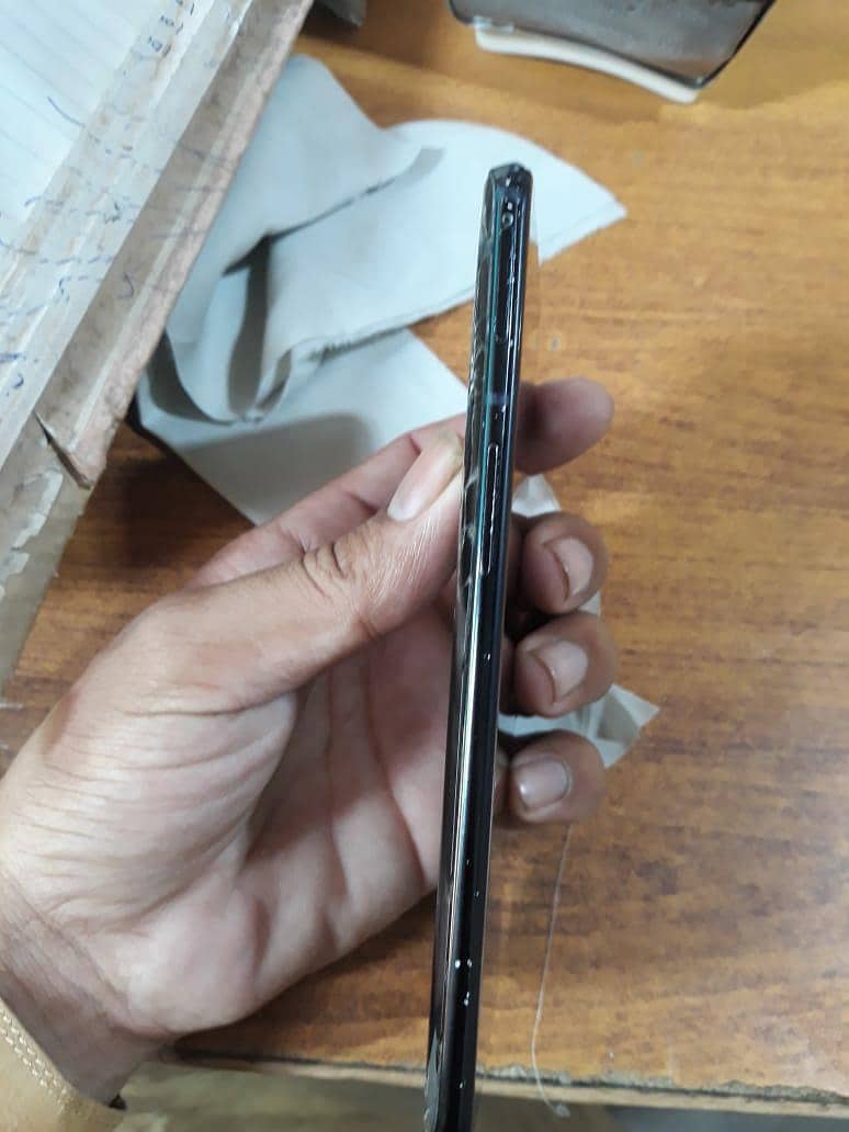 front camera not working &call speaker not working back totii ha 0