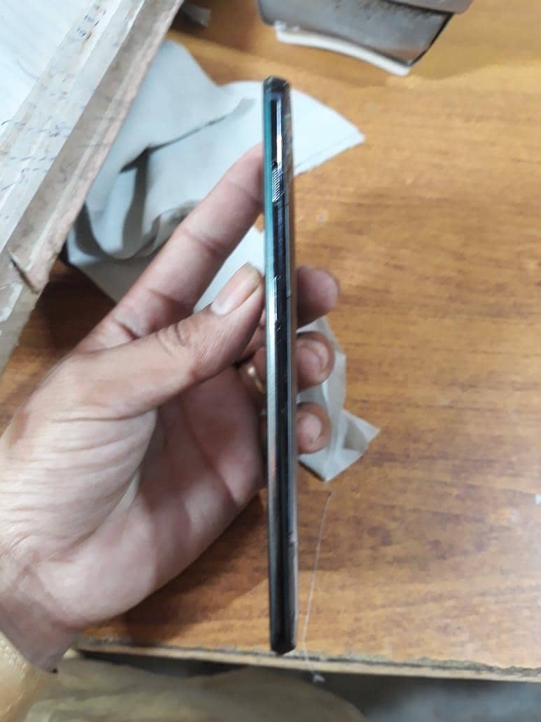 front camera not working &call speaker not working back totii ha 3