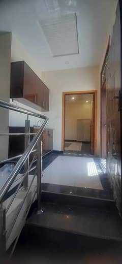 1 bed room with attach wash room kitchen for rent