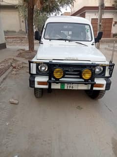 Suzuki jeep