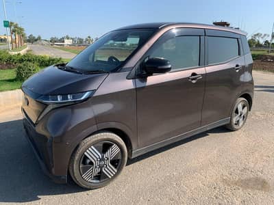 Nissan Sakura G Variant Fully Electric