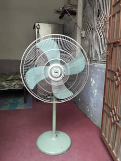 GFC padestal fan