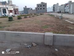 PLOT FOR SALE IN GOLD BLOCK 120 SQ,YARD PARK FACING