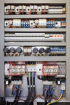 Industrial Electrician