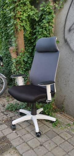 Office Revolving Chair