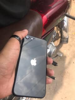 iPhone SE 2022 | 128GB | Battery 86% | Urgent For Sale 0317-2352323