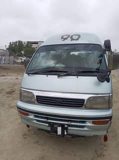 Toyota hiace costum