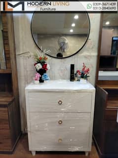 Dressing Tables Round Mirror Beautiful Look Best Quality