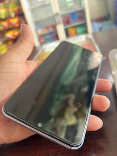 vivo y20 4/64gb with box only
