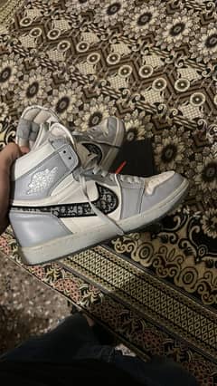 Dior