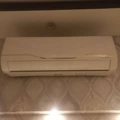 Haier Inverter AC 1 Ton | Slightely Used For Sale