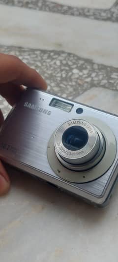 Samsung SL 102 Digital Camera