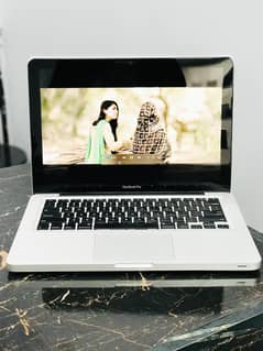 Apple Macbook pro 2012 sires