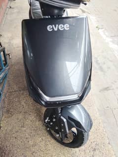 Evee electric scootey for sale
