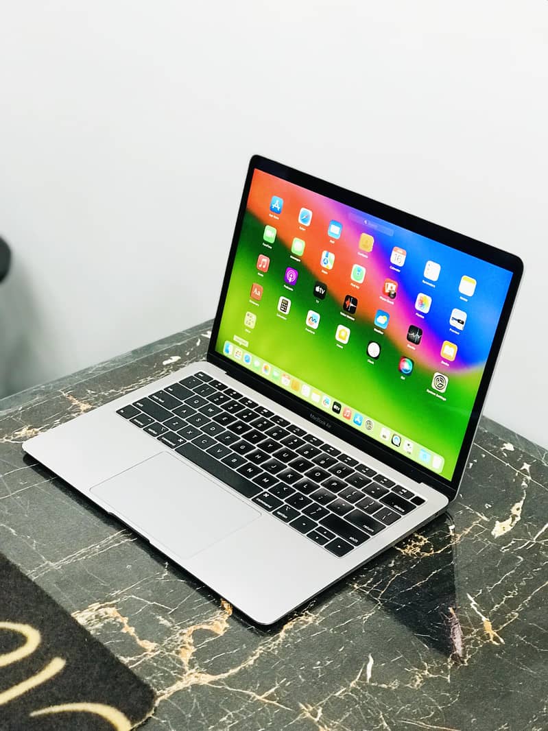 Apple Macbook Air 2018 1