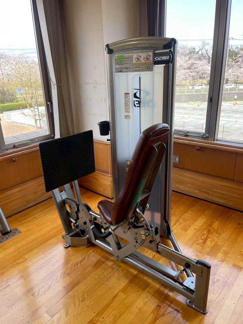 Cybex/Precor/StarTrac/ Gym Machines/Fitness/Treadmill/For Sale/New-Use 5