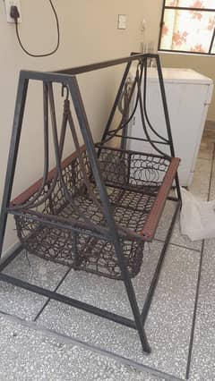 Baby swing in good condition