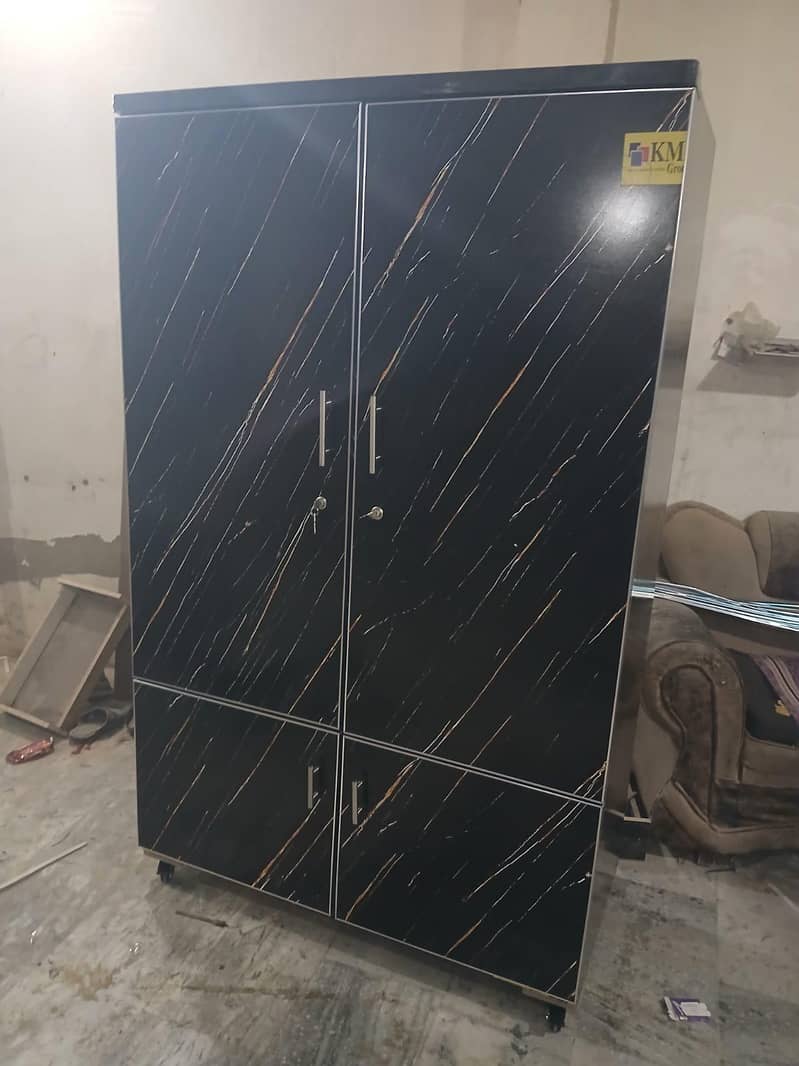 3 door almari 1