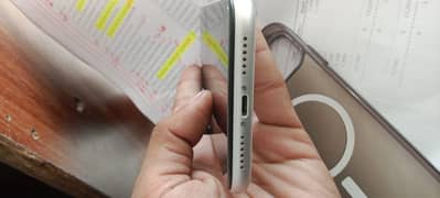 exchange posibal iphone 12 ya 11promax sath cash bhi dadun ga
