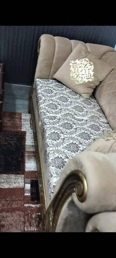 Urgent sale 6 seater sofa set