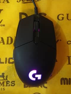 logitech g102 wired mouse with rgb lights slightly used