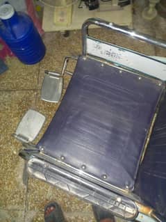 good chair in good prize and good condition