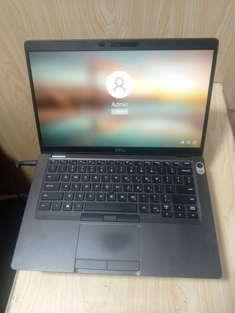 Dell latitude Laptop 5400 Core i7 8th Gen Processor 16gb ddr4Ram 512gb 6
