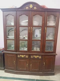 showcase for utensils
