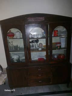 showcase and computer table for sale