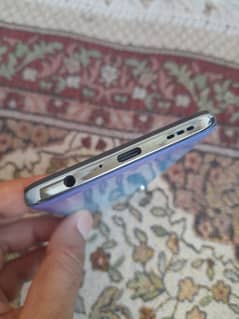 OPPO F15, 8/128, AMOLED display, 20W Type C Fast VOOC Charging