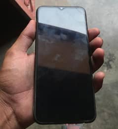 Infinix hot 8.4gb ram  64 gb storage daba charger sat mob 03015959341