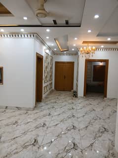 5 Marla Beautiful Upper Portion For Rent in Bismillah