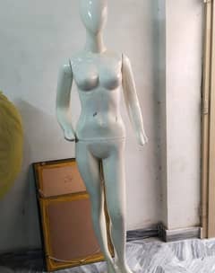 mannequin