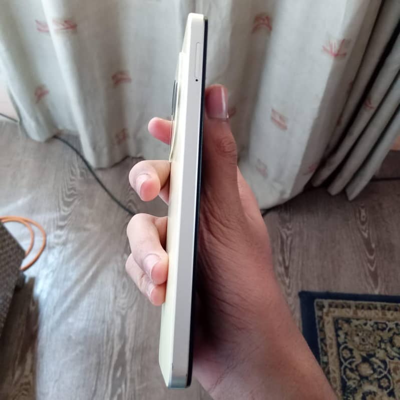 Infinix smart 8 plus in new condition no scratches on back and front 5