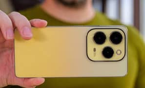 infinix Hot 40 Pro  Lush Condition | 8/256 / Sirf Kuch Month Chala hai