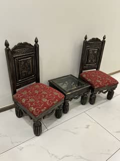 Ancient style Table and chairs