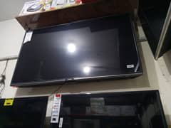 70 inch smart led tv with one year warranty uhd 8k model 03334804778