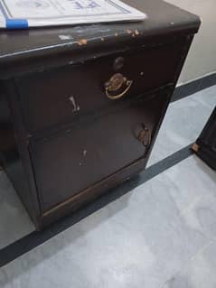 selling bed
