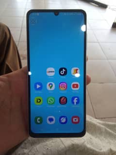 Samsung a06 4gb ram 64gb memory