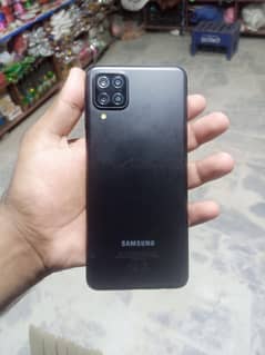 Samsung A12