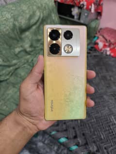 Note 40 pro 12/256 Read add