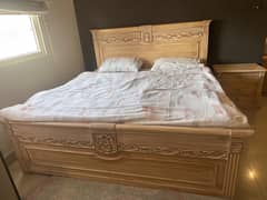 pure sheesham bed in chalk finish