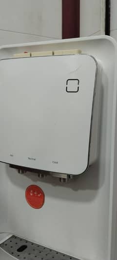 Homage Water Dispenser - Corporate Office Used