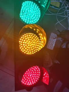 Traffic Signal lights for arrow cross red and green