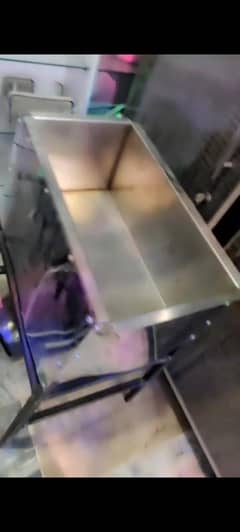 New un touched Biryani+tea counter & friyer