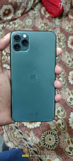 Iphone 11 pro max. . . with box charger Health 78% Overall orignal