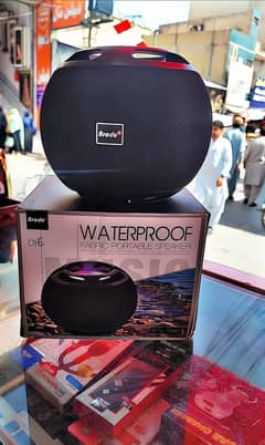 Brodue fabric portable wireless spaker