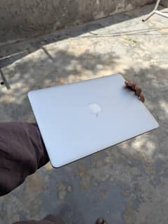 MACBOOK 2013 PRO (LATE) AVAILABLE FOR SALE